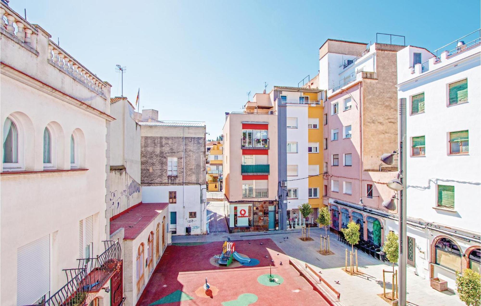 2 Bedroom Cozy Apartment In Blanes Eksteriør bilde